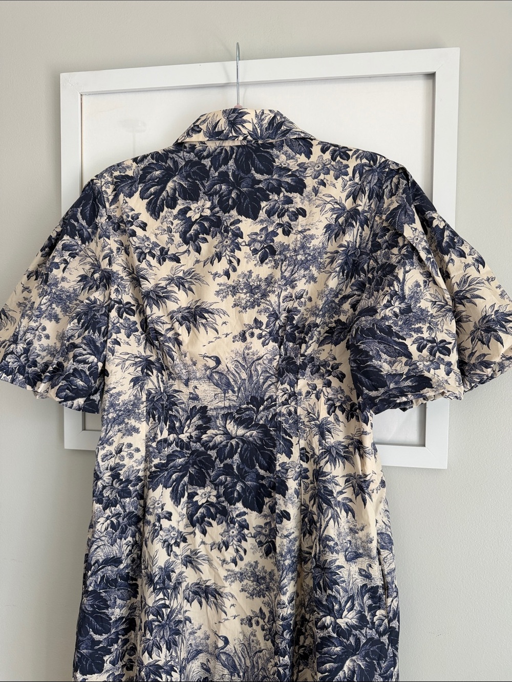 Tuckernuck Navy Floral Toile Puffy Short-Sleeve Mini Dress NWT - Picture 8 of 10